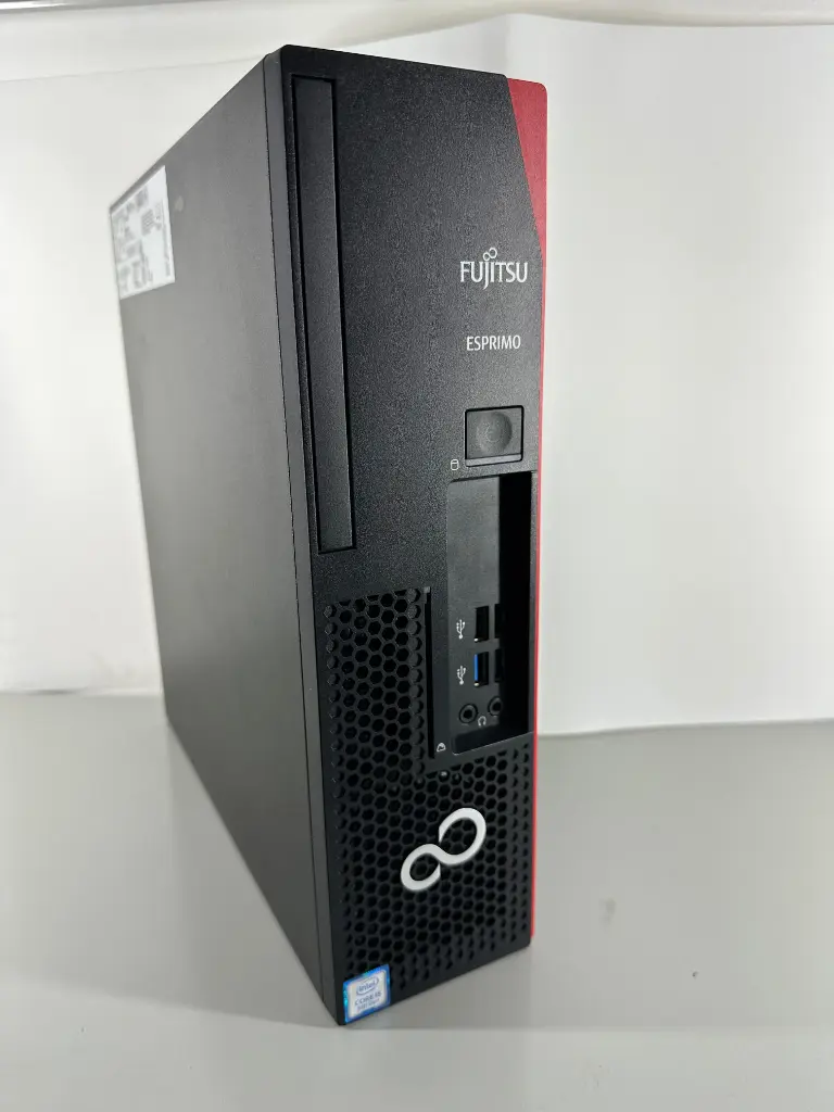 Fujitsu Esprimo D538 Intel Core i5-8400 / 8GB DDR4 / 256GB SATA SSD / No OS Installato Ricondizionato